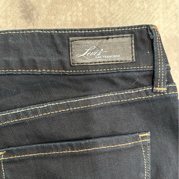Levi’s Jeans - Picture 3 of 4